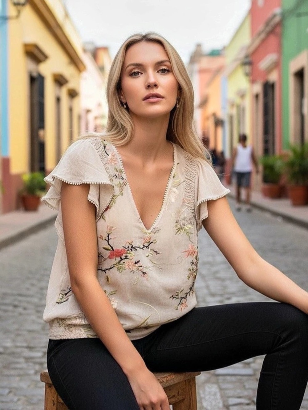 Anthro Tiny Flutter Sleeve Floral Embroidered Top m